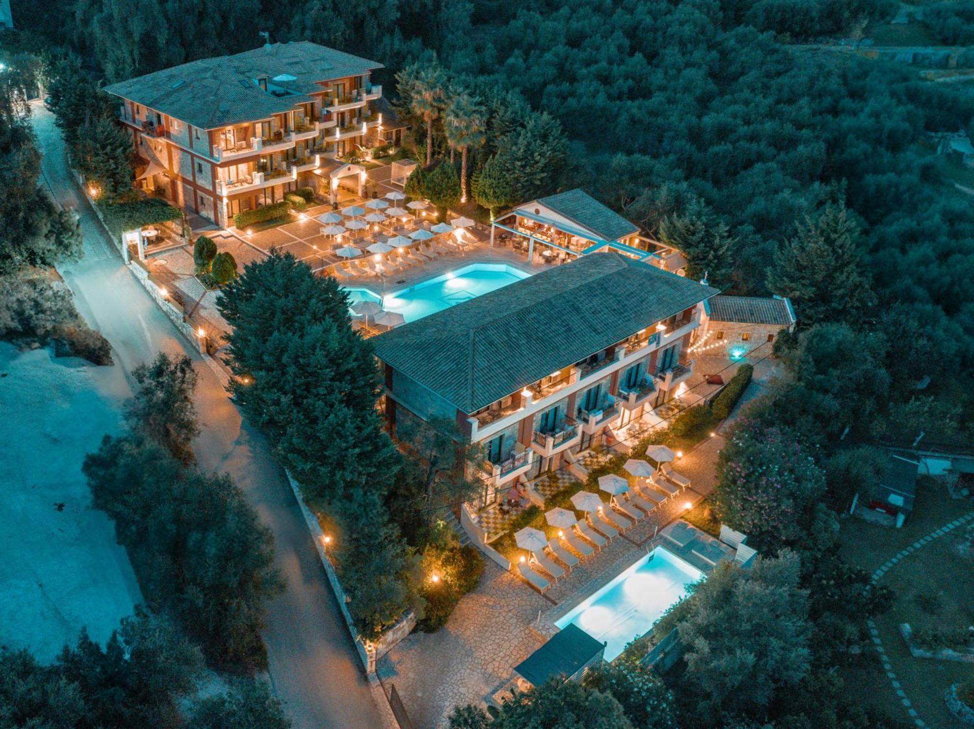 Dracos Hotel Parga Exterior photo