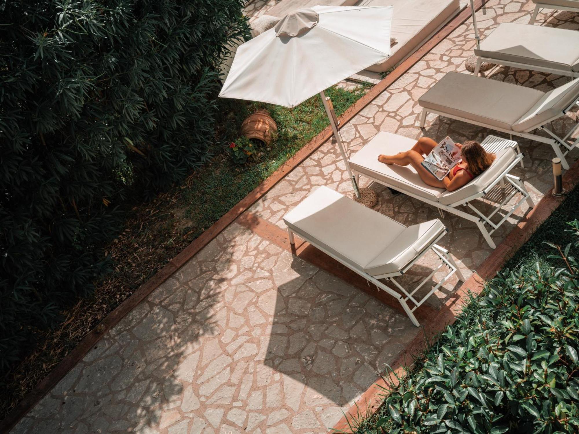 Dracos Hotel Parga Exterior photo